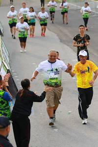 BIB: 
                            <button type="button" onclick="openModal(3555042)" class="btn btn-primary btn-sm float-right btn-popup" data-toggle="modal" data-target=".modal-high-quality">
                        <i class="fas fa-shopping-cart"></i> Add to Cart
                    </button>
                                            <button type="button" onclick="isThisMe(3555042, true)" class="btn btn-success btn-sm float-right btn-popup btn-isme hidden" data-toggle="tooltip" data-placement="bottom" title="นี่คือรูปของคุณใช่ไหม คลิกที่นี่เพื่อเอาเข้าอัลบั้ม">
                        <i class="fas fa-plus"></i> Add to album
                    </button>
                    <button type="button" onclick="isThisMe(3555042, false)" class="btn btn-warning btn-sm float-right btn-popup btn-isnotme hidden">
                        <i class="fas fa-ban"></i> Remove from album
                    </button>